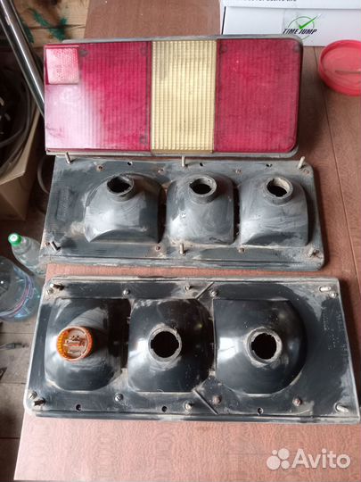 Задние фонари