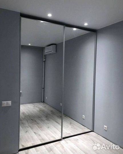 Распашной шкаф