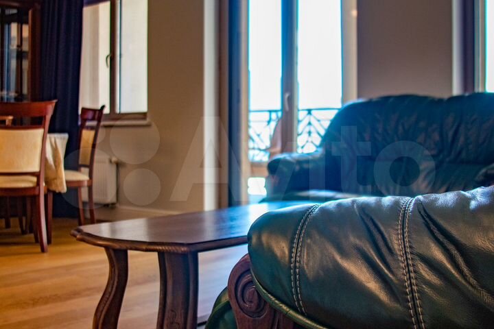 3-к. апартаменты, 132 м², 7/8 эт.