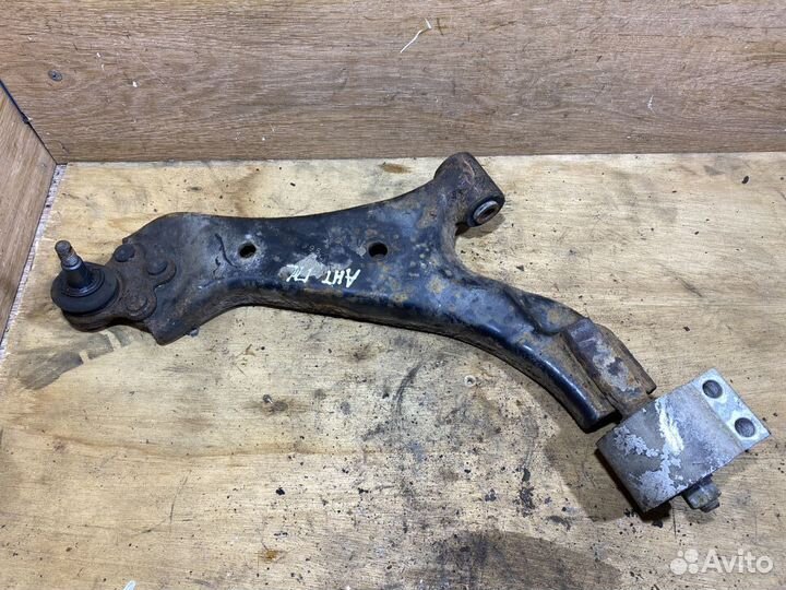 Рычаг передний левый Opel Antara 1