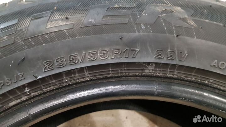 Bridgestone Dueler H/P Sport 235/55 R17