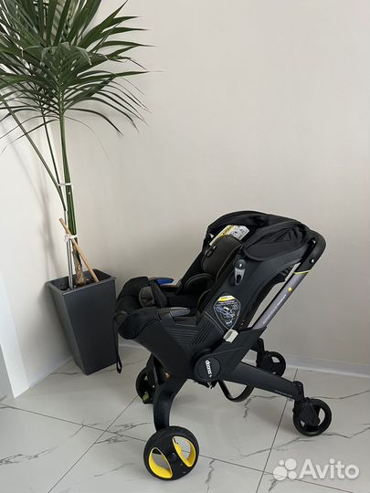 Коляска автолюлька doona