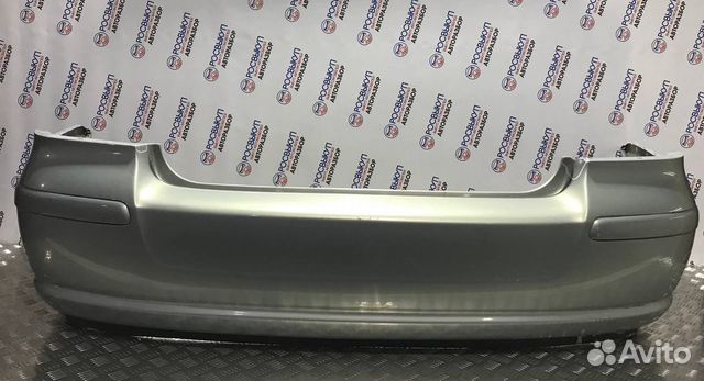 Бампер задний Toyota Avensis 2 T250