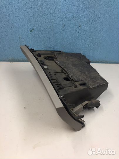 Бардачок peugeot 308