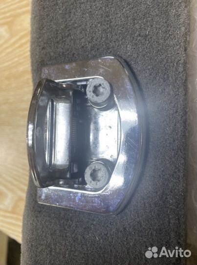 Крючки крепления груза