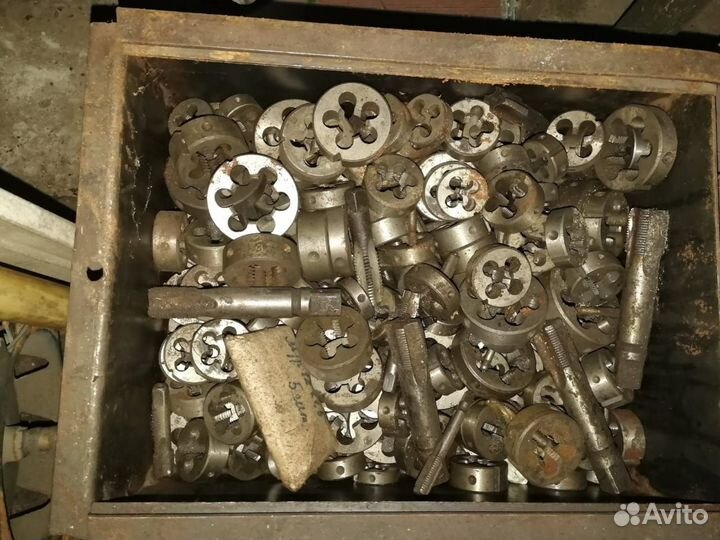 Токарный инструмент