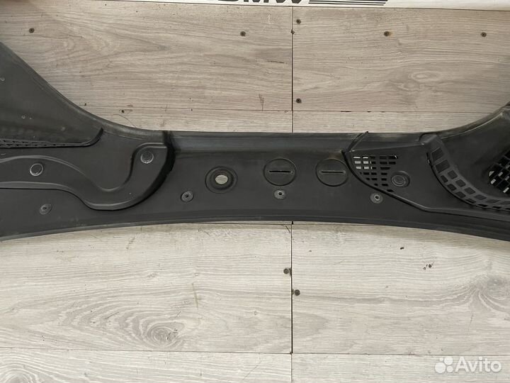 Жабо/дождевик BMW F06/F12/F13