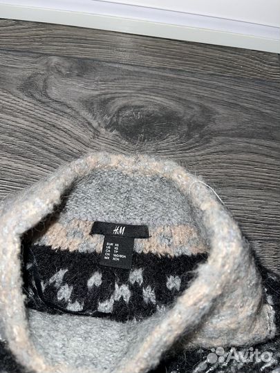 Свитер шерстяной H&M