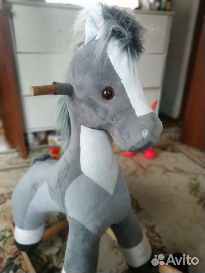 Лошадь качалка деревянная