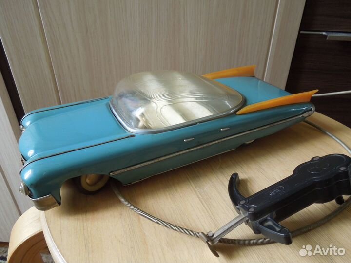 Модель Cadillac Eldorado с пультом 70-гг RRR
