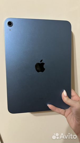 Apple iPad (10th Generation) 64GB