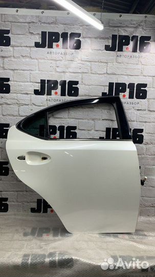 Дверь боковая задняя правая Lexus Is250 GSE20