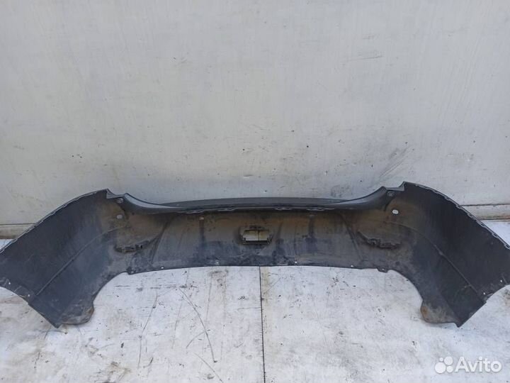 Бампер задний Ниссан