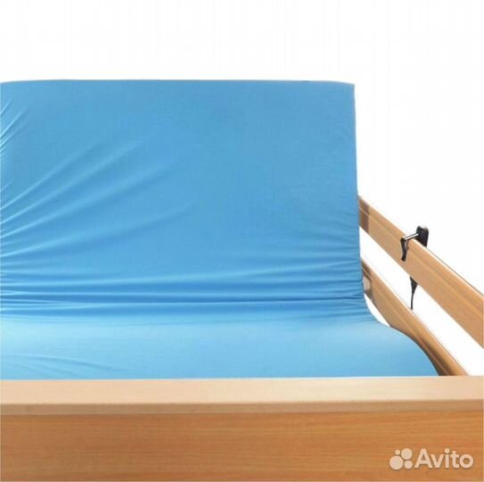 Медицинская кровать