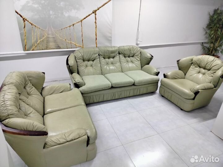 Диваны 3+2 и кресло USA кожа