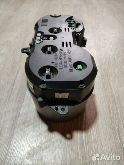 Щиток приборов Chevrolet Aveo T200 F14D3 2005