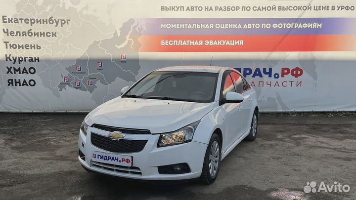 Фара левая Chevrolet Cruze 95956273