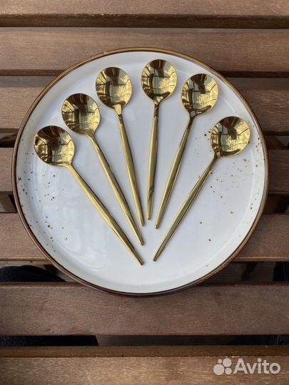 Набор столовых приборов на 6 персон