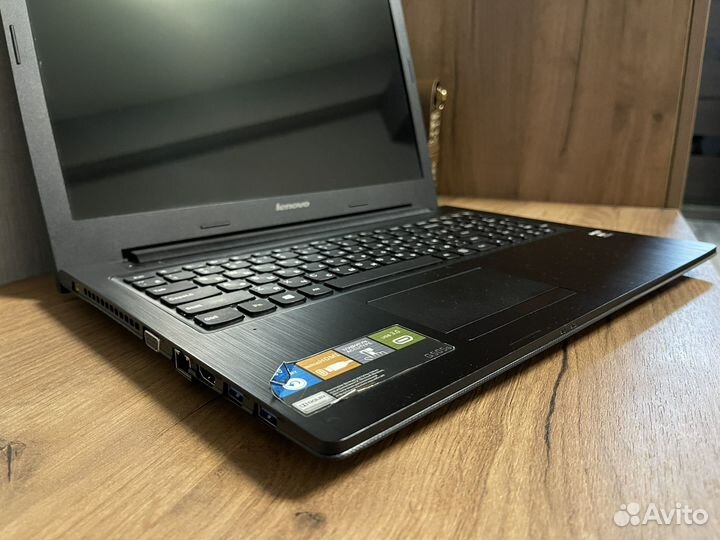 Мощный ноутбук Lenovo на SSD 240 гб / 10 гб озу