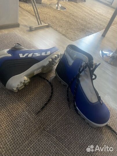 Лыжные ботинки