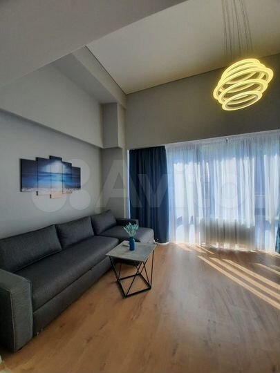 3-к. квартира, 80 м², 2/4 эт.