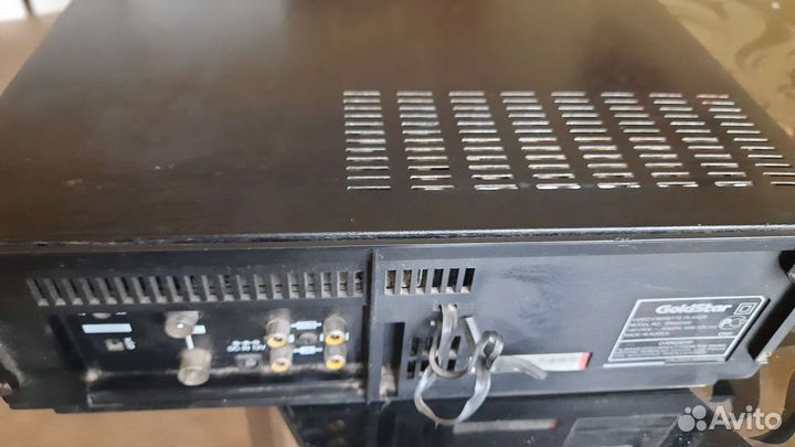 Видеомагнитофон