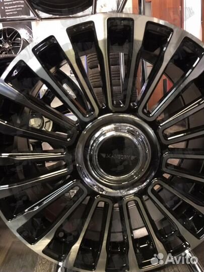 Литые диски на Rangе Rover Sport R22