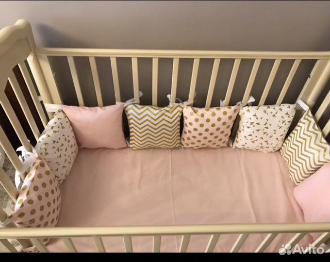 Бортики в кроватку для девочки