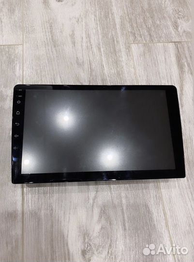 Магнитола с экраном