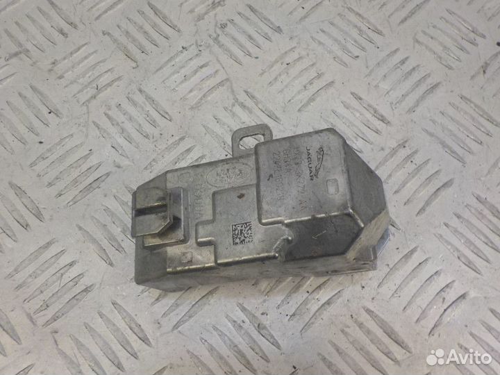 Замок рулевого управления Range Rover Velar