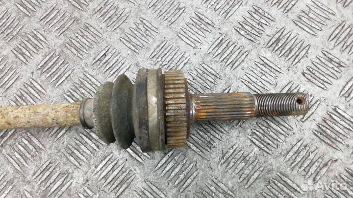 Полуось задняя (приводной вал, шрус) Nissan