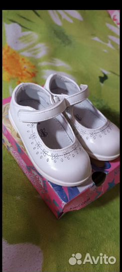 Туфли для девочки 22 размер