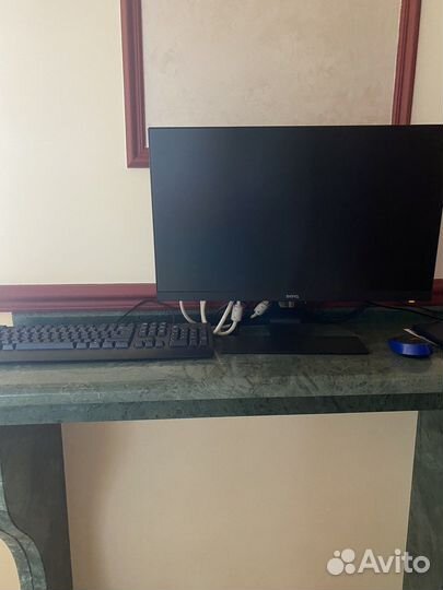 Lenovo thinkcentre m720q