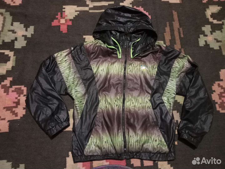 Лёгкая куртка, ветровка 140-146