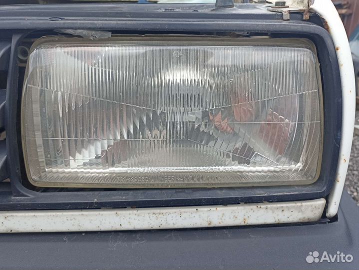 Фары Hella на Фольцваген джетта 2