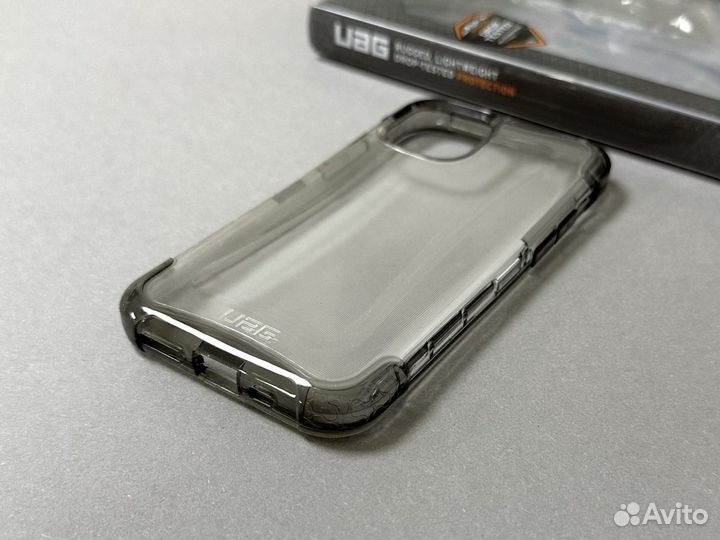 Чехол на iPhone 11 Pro UAG