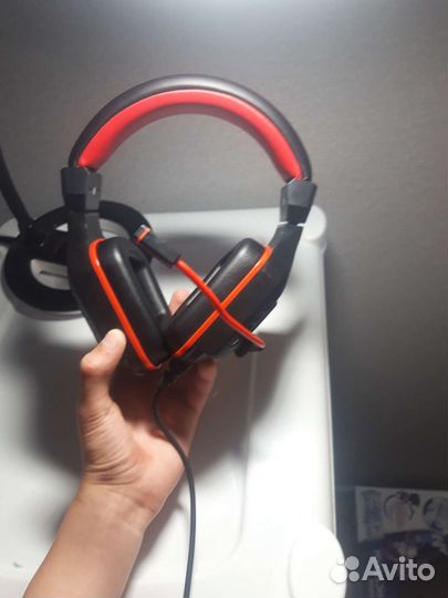 Игровые наушники с микрофоном