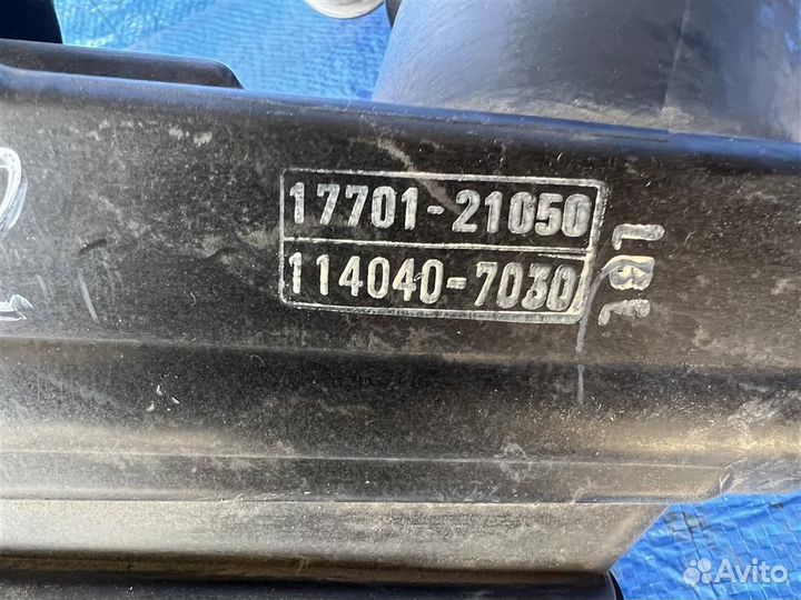 Корпус воздушного фильтра toyota BB NCP31