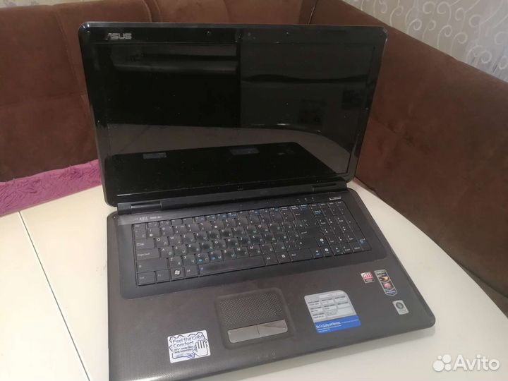 Ноутбук asus