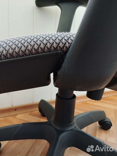 Компьютерное кресло бу