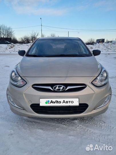 Hyundai Solaris 1.6 AT, 2012, 182 000 км
