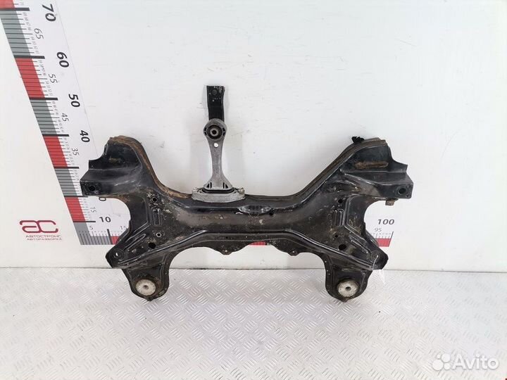 Балка для Volkswagen Golf 4