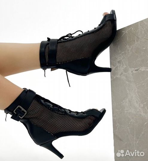 Обувь для high heels