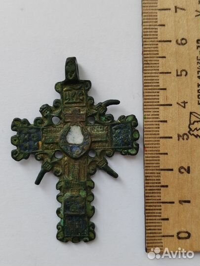 Старинный крест