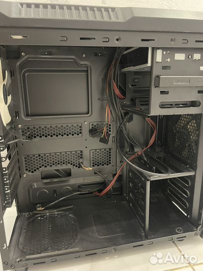 Корпус системного блока zalman Z3
