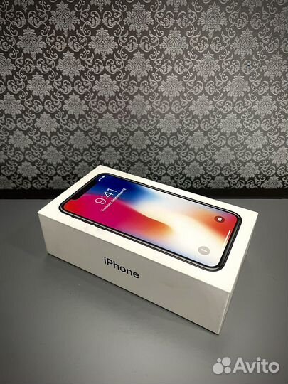 iPhone X, 256 ГБ