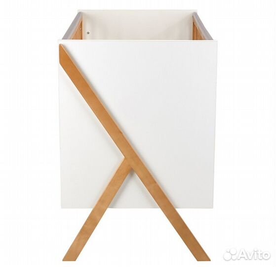 Детская кроватка для новорождённых