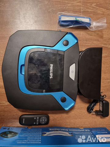 Робот-пылесос Philips FC8792 SmartPro Easy, синий