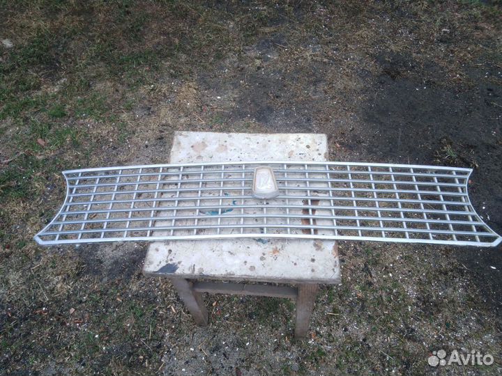 Решётка радиатора 01