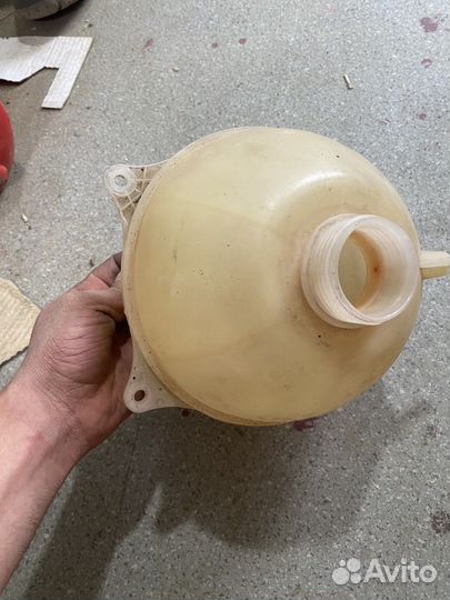 Расширительный бачок лада веста